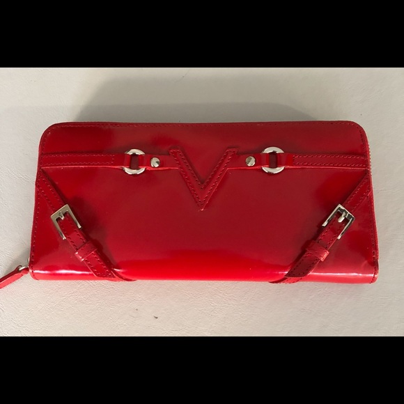 Via Spage Red Zip Around Wallet - Picture 1 of 6